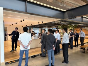 二日目：(株)アドバンティク・レヒュース会社見学の様子
